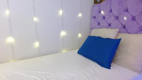 Snapshot of kiararose19 chatting on February 2, 2025, 6:58 am Kiara online show from February 2, 2025, 6:58 am