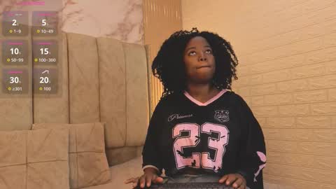 kiarazafira online show from October 17, 2025, 10:51 am