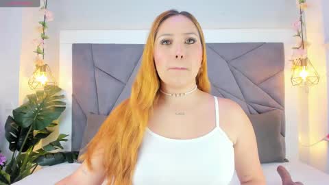 kiarha  online show from September 14, 2025, 11:09 am