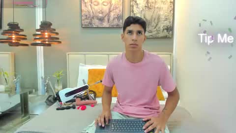 Kieran Derek online show from November 13, 2025, 3:27 am