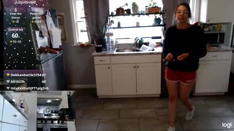 Snapshot of kierbearkisses chatting on October 21, 2025, 4:41 pm Kiersten online show from October 21, 2025, 4:41 pm