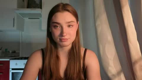 Ola my name is Lissa  Lets hit 10 Thumbs Up together   online show from May 11, 2026, 2:34 pm