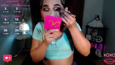 Im Mia online show from October 13, 2025, 6:35 am