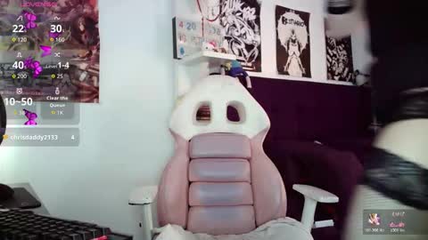 Snapshot of kiiller_queen chatting on February 20, 2026, 3:23 pm kenny online show from February 20, 2026, 3:23 pm