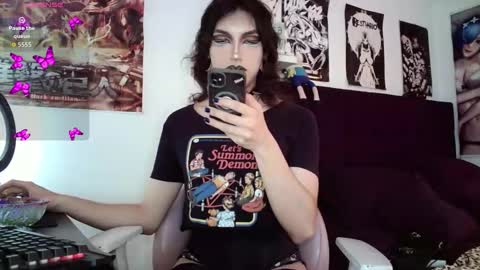 Snapshot of kiiller_queen chatting on February 26, 2026, 4:17 pm kenny online show from February 26, 2026, 4:17 pm