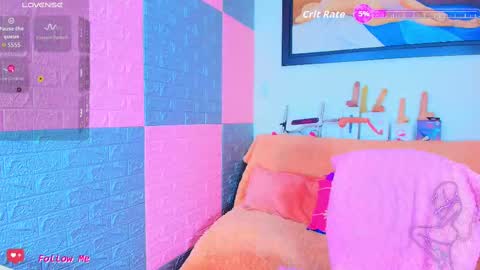 leidy  online show from September 13, 2025, 3:39 am