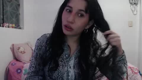 Nezumy Rey  online show from May 15, 2026, 11:56 pm