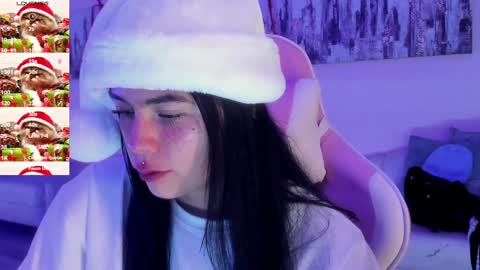 Snapshot of kiki_cams chatting on December 10, 2024, 6:17 pm kIKI online show from December 10, 2024, 6:17 pm