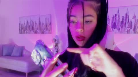 Snapshot of kiki_cams chatting on January 8, 2025, 6:31 am kIKI online show from January 8, 2025, 6:31 am