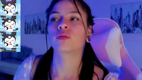 Snapshot of kiki_cams chatting on January 15, 2025, 10:17 am kIKI online show from January 15, 2025, 10:17 am