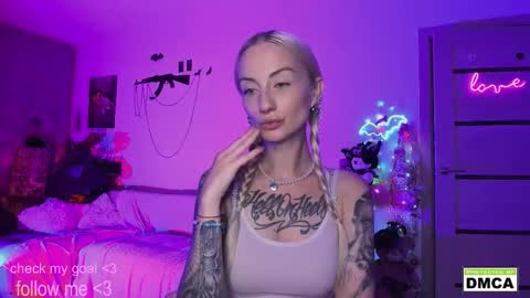 Snapshot of kiki_cute__ chatting on September 14, 2025, 11:59 pm Kiki online show from September 14, 2025, 11:59 pm