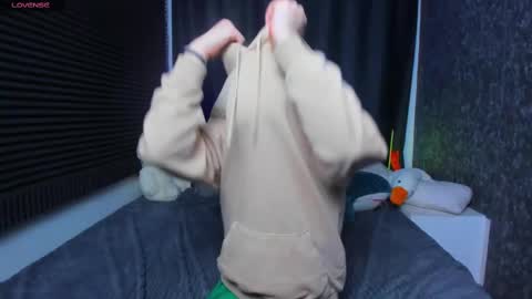 Kiki online show from February 27, 2025, 10:37 am