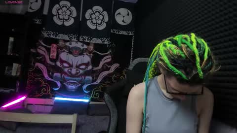 Kiki online show from September 17, 2025, 10:06 am