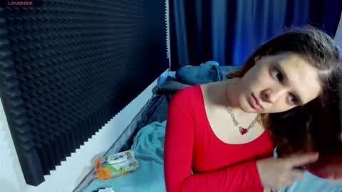 Kiki online show from February 26, 2026, 10:47 am