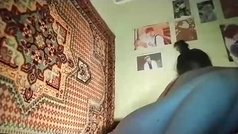 Snapshot of kikibang_ chatting on May 17, 2026, 7:32 pm kikibang_ online show from May 17, 2026, 7:32 pm