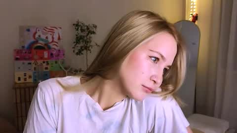 kikikarma online show from February 19, 2026, 6:26 pm