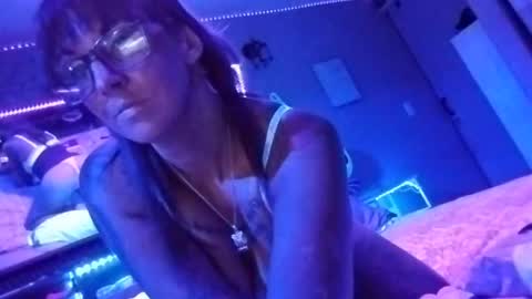 Snapshot of kikilovespartylights chatting on September 17, 2025, 9:44 am kikilovespartylights online show from September 17, 2025, 9:44 am