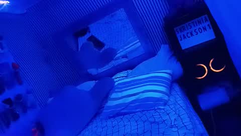 Snapshot of kikilovespartylights chatting on November 5, 2025, 8:36 am kikilovespartylights online show from November 5, 2025, 8:36 am