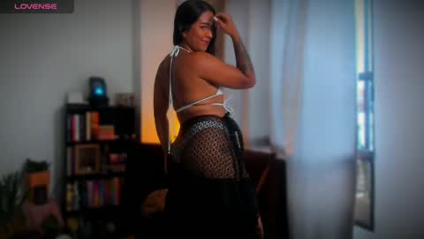 Snapshot of killaa01 chatting on February 27, 2025, 10:20 pm Alejandra online show from February 27, 2025, 10:20 pm