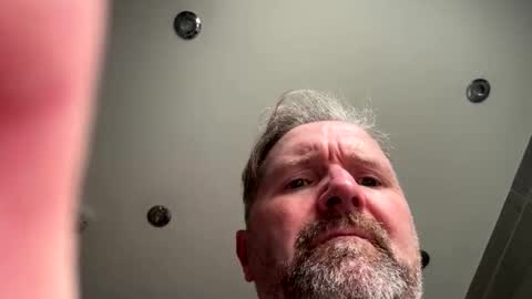 Snapshot of killbill228 chatting on March 10, 2026, 3:39 pm William online show from March 10, 2026, 3:39 pm