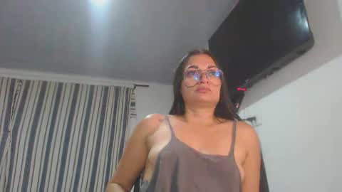 killey online show from October 10, 2025, 1:37 am