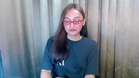 Snapshot of killmesoftly00 chatting on March 14, 2026, 9:37 am JESSY online show from March 14, 2026, 9:37 am