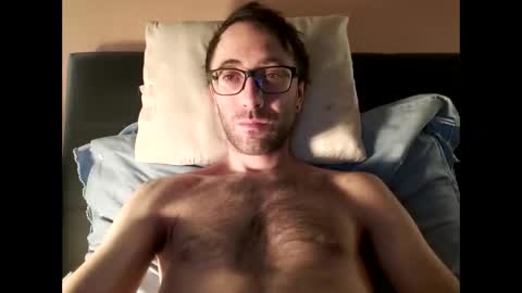 kingstoned online show from November 18, 2025, 6:12 pm