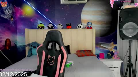 kylie anthonella online show from December 2, 2025, 8:52 am