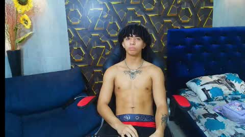 KIM online show from April 16, 2026, 3:29 am