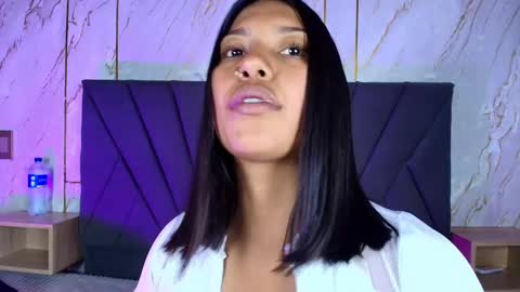 kim  online show from October 9, 2025, 8:18 pm