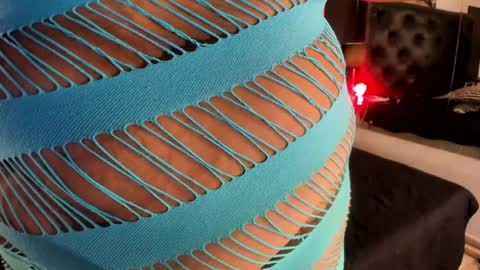 Kim Marquez online show from April 7, 2026, 5:13 pm