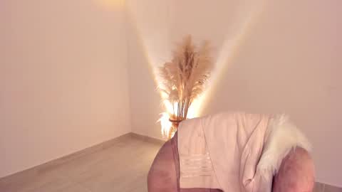 Snapshot of kim_murphy chatting on November 3, 2025, 2:07 pm Kim Murphy online show from November 3, 2025, 2:07 pm