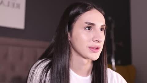 Kim Oberlin online show from October 2, 2025, 11:39 am