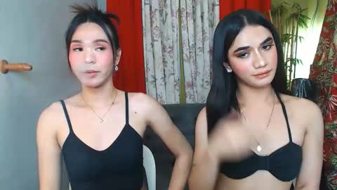 kim_sexxyasian4uxxx online show from May 28, 2026, 8:28 pm