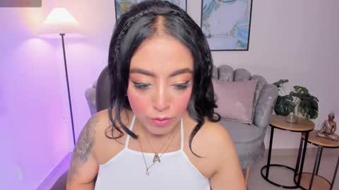 Snapshot of kim_thompson_ chatting on October 2, 2025, 9:05 am kim online show from October 2, 2025, 9:05 am