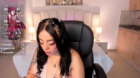 Snapshot of kim_thompson_ chatting on October 25, 2025, 11:29 am kim online show from October 25, 2025, 11:29 am