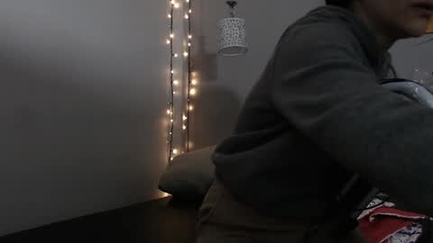 Snapshot of kimandyuk chatting on January 4, 2025, 7:13 pm Kim  Yuk online show from January 4, 2025, 7:13 pm