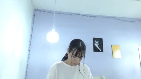 Snapshot of kimandyuk chatting on January 20, 2025, 7:25 pm Kim  Yuk online show from January 20, 2025, 7:25 pm