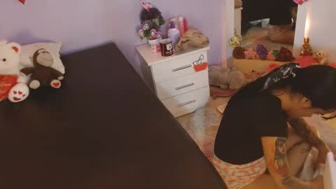 Snapshot of kimandyuk chatting on February 20, 2025, 1:57 am Kim  Yuk online show from February 20, 2025, 1:57 am