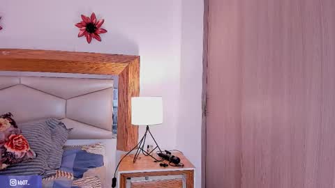 kimberly shaw online show from October 11, 2025, 6:50 pm