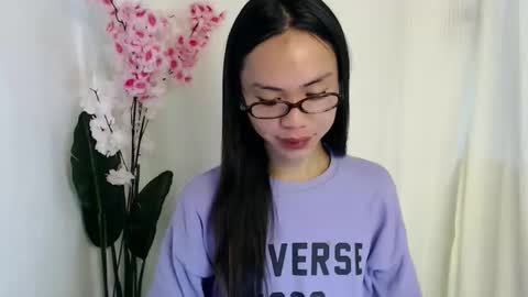 Snapshot of kimberly_tart chatting on May 13, 2026, 10:38 pm Kimberly online show from May 13, 2026, 10:38 pm