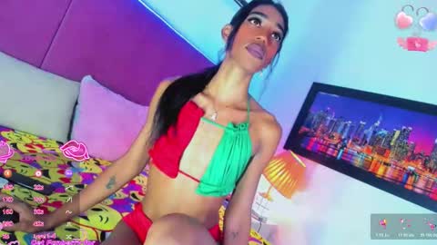 Snapshot of kimberly_thompsom chatting on November 21, 2025, 9:35 pm Your Queen KIM online show from November 21, 2025, 9:35 pm