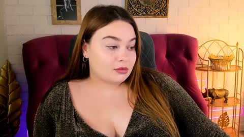 Snapshot of kimberlymaran chatting on December 14, 2024, 2:21 pm The one that you wont be able to forget online show from December 14, 2024, 2:21 pm