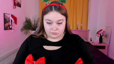 Snapshot of kimberlymaran chatting on December 17, 2024, 9:17 am The one that you wont be able to forget online show from December 17, 2024, 9:17 am