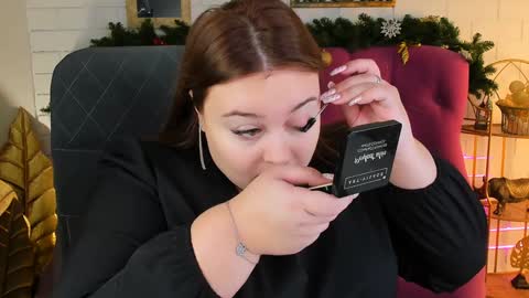 Snapshot of kimberlymaran chatting on December 27, 2024, 9:17 am The one that you wont be able to forget online show from December 27, 2024, 9:17 am