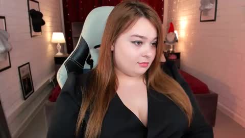 Snapshot of kimberlymaran chatting on February 9, 2025, 1:14 pm The one that you wont be able to forget online show from February 9, 2025, 1:14 pm