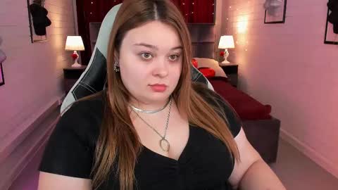 Snapshot of kimberlymaran chatting on February 26, 2025, 9:10 am The one that you wont be able to forget online show from February 26, 2025, 9:10 am