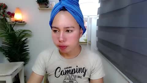 kimbratx online show from September 28, 2025, 10:59 pm