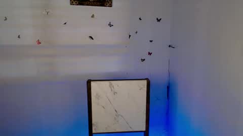 Reyna online show from December 9, 2024, 6:34 am