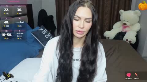 KIm online show from December 8, 2024, 6:39 pm